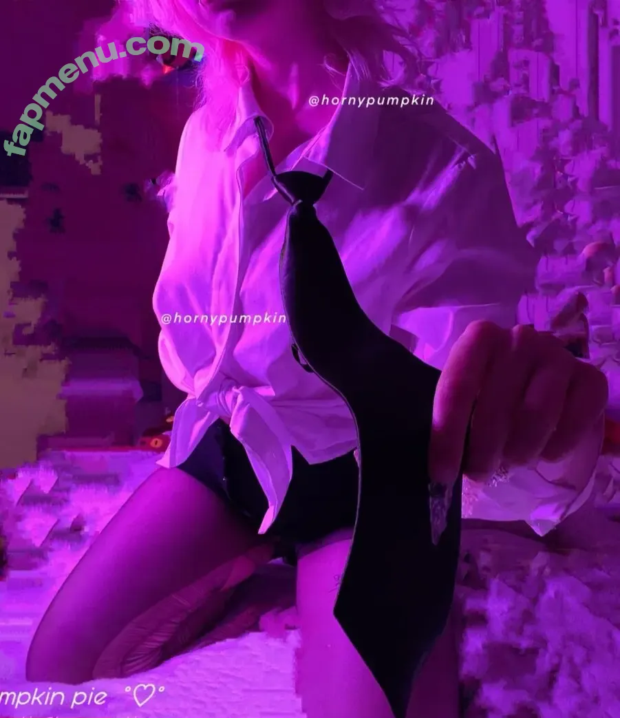 Pumpkin Pie nude photo #0349 (fairypie / ollwen / pumpkinpiepitbull)