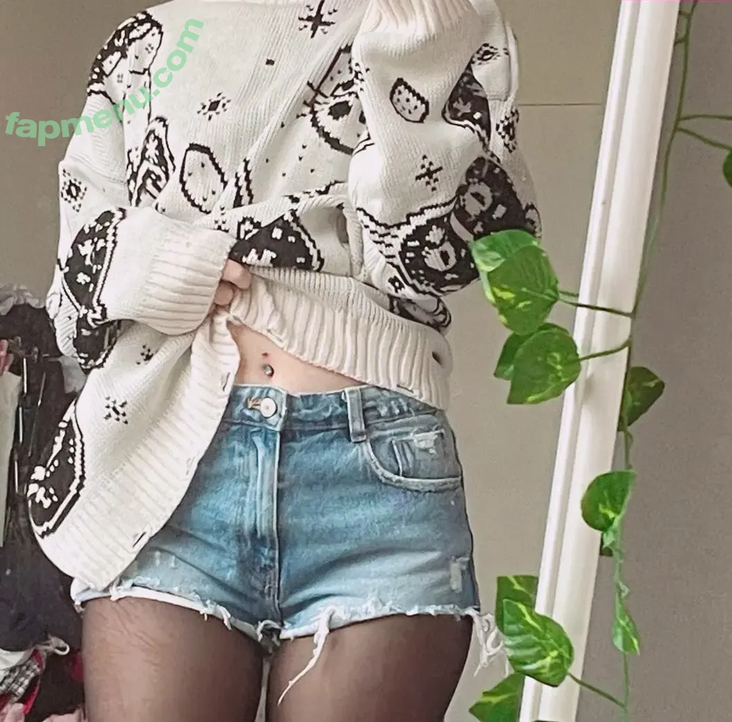 Pumpkin Pie nude photo #0420 (fairypie / ollwen / pumpkinpiepitbull)