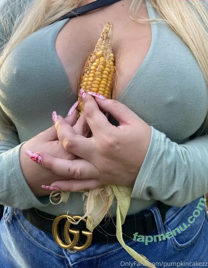 pumpkincakez nude photo #0024 (pumpkincakezz)