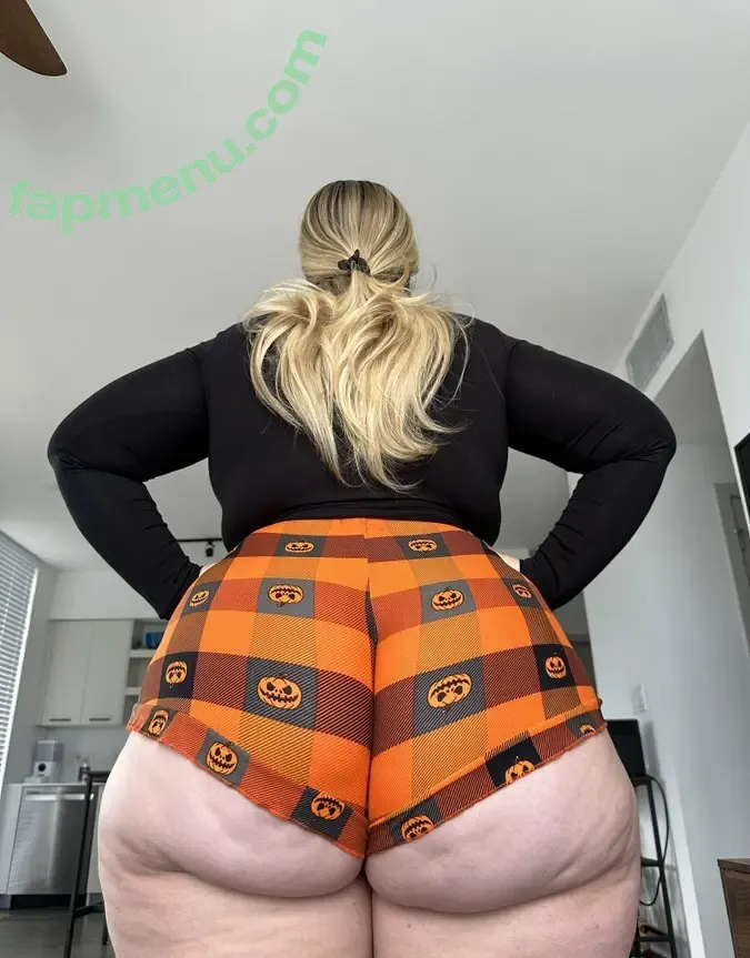 pumpkincakezz nude photo #0298 (danipumpkinzz)