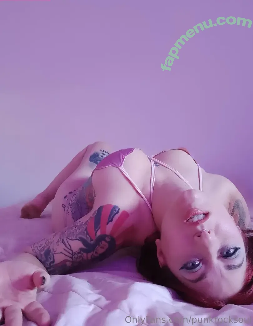 punkrocksoul nude photo #0040 (punkrocksoul_)