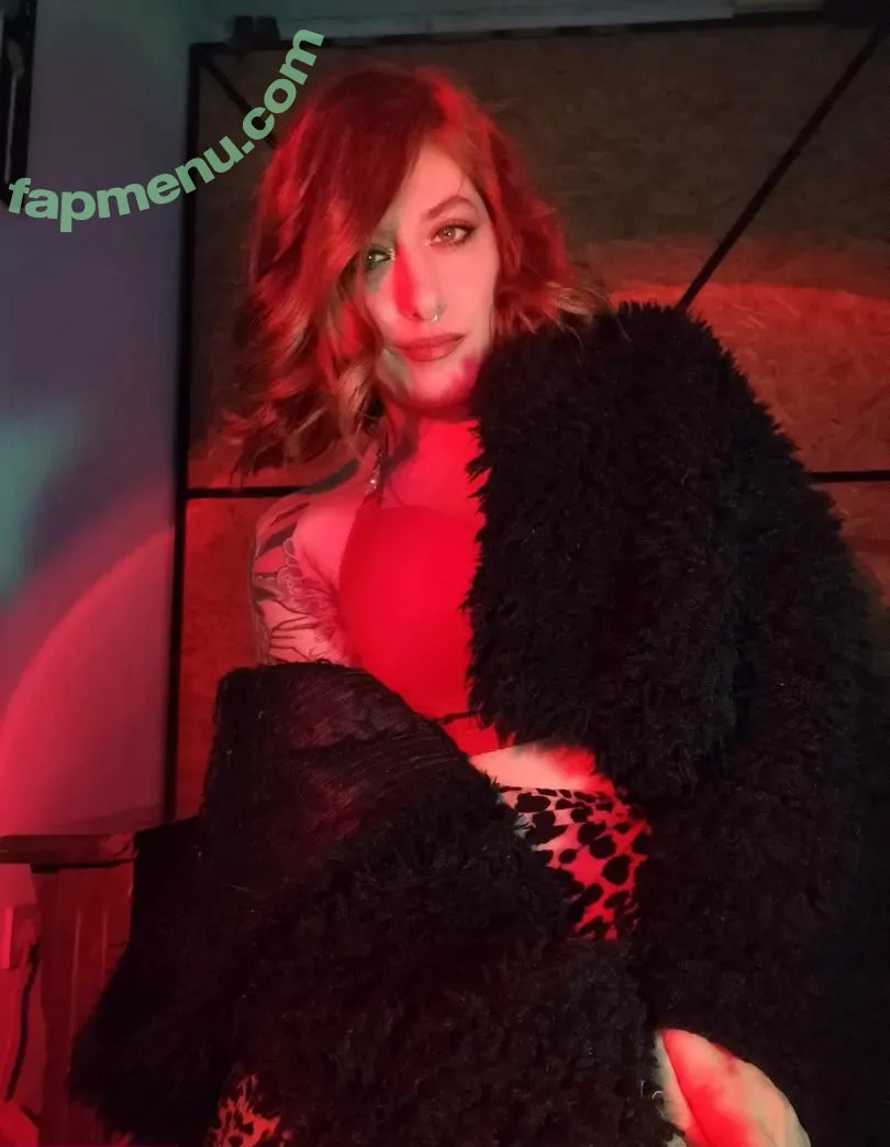 punkrocksoul nude photo #0047 (punkrocksoul_)