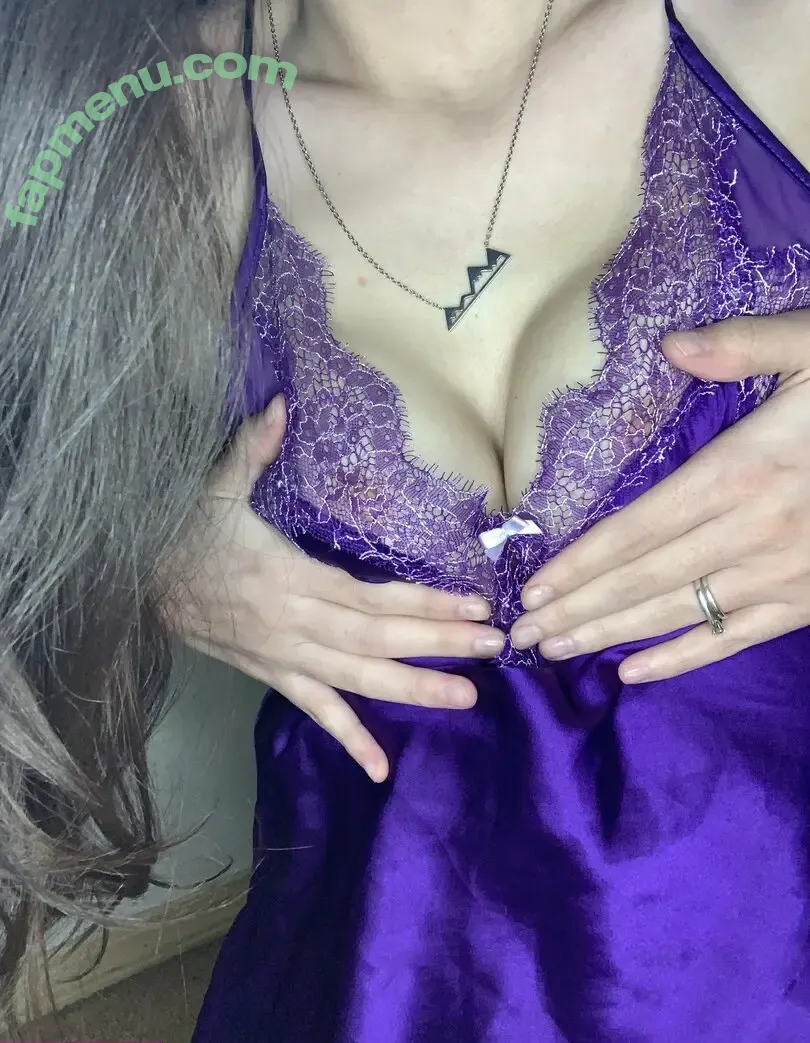 punkyb nude photo #0022 (punkygeraldine)