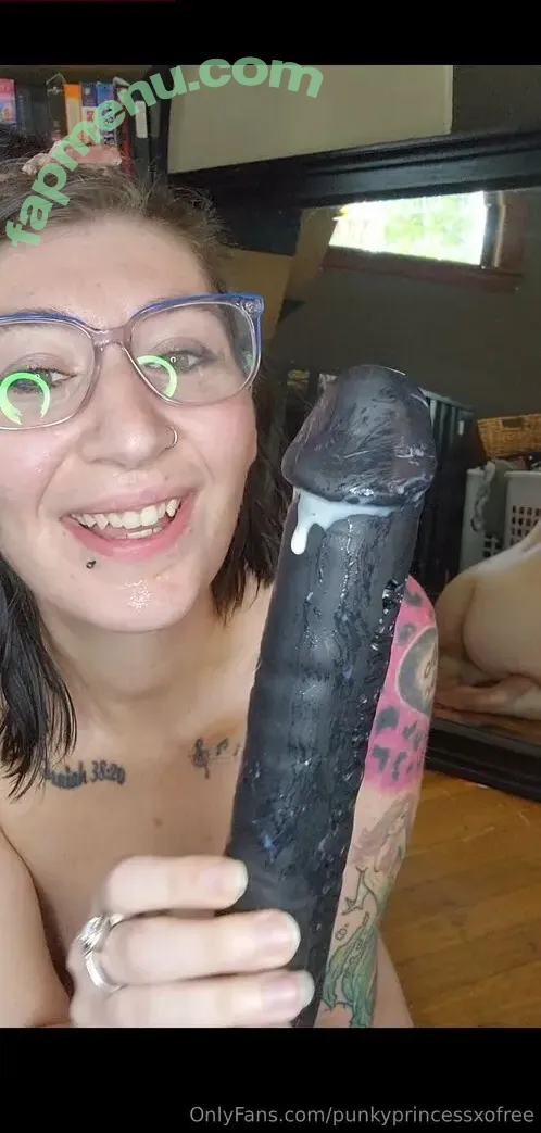 punkyprincessxofree nude photo #0010 (punkyprincessxofree)