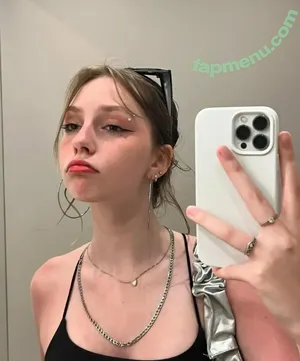  nude photo #0002