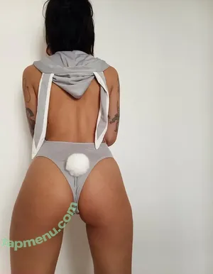  nude photo #0001