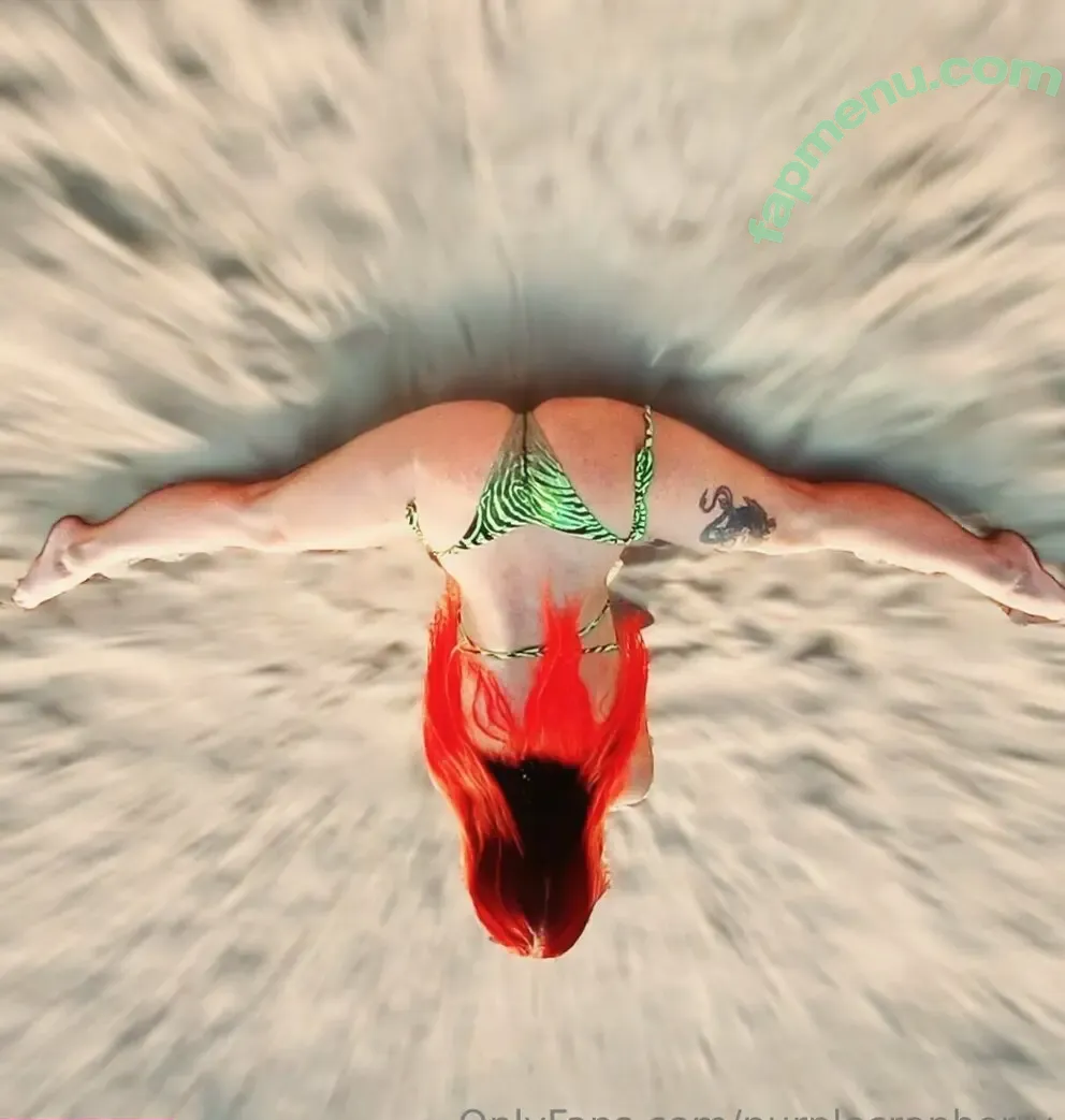 purplecranberry nude photo #0003 (cranberrry__)