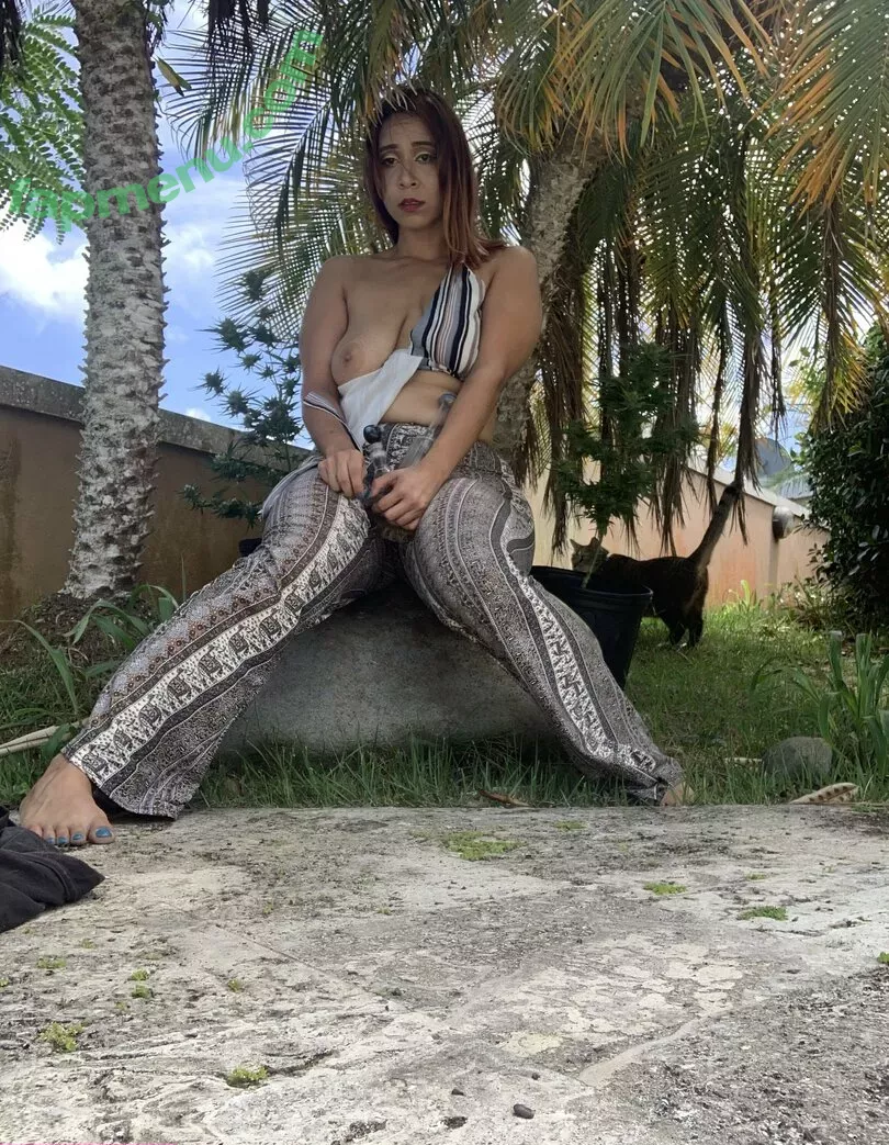 purplehoneydiesel nude photo #0108 (goddessxlashes)