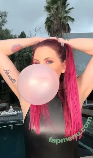 purplestorm_bubbles / purplestormbubbles nude photo #0018