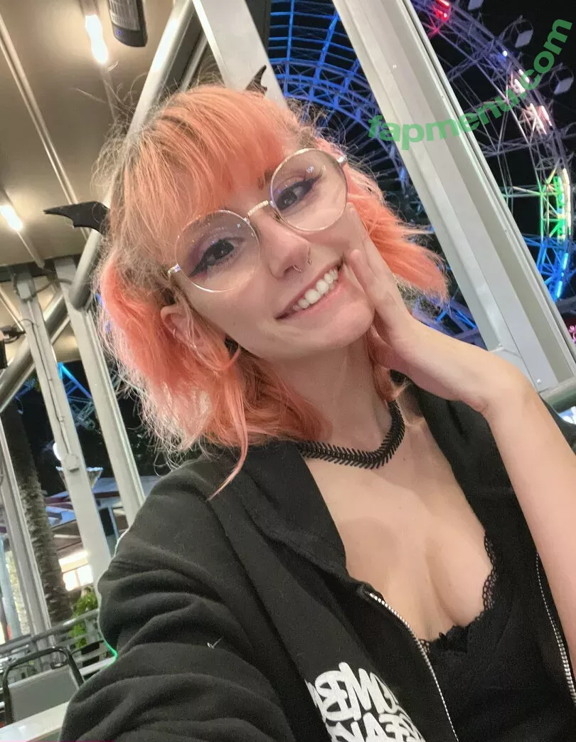 purrhime nude photo #0137 (purrblind)