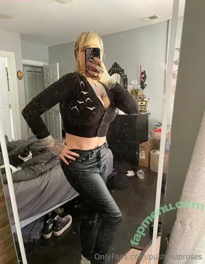 PushingUpRoses / roseanders nude photo #0686