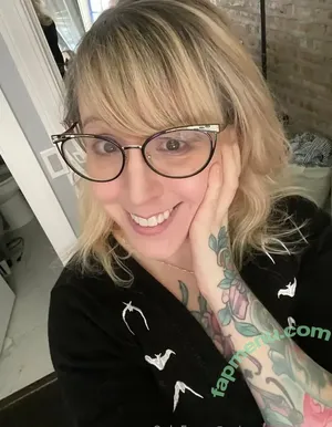 PushingUpRoses / roseanders nude photo #0687