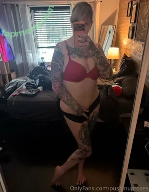 PushingUpRoses / roseanders nude photo #0756