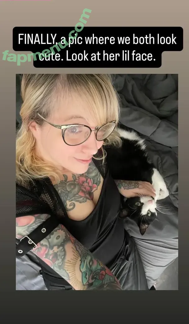 PushingUpRoses nude photo #0689 (roseanders)