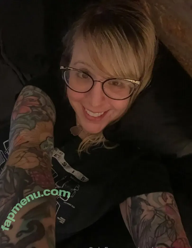 PushingUpRoses nude photo #0703 (roseanders)