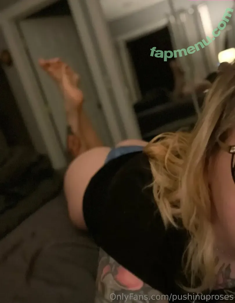 PushingUpRoses nude photo #0717 (roseanders)