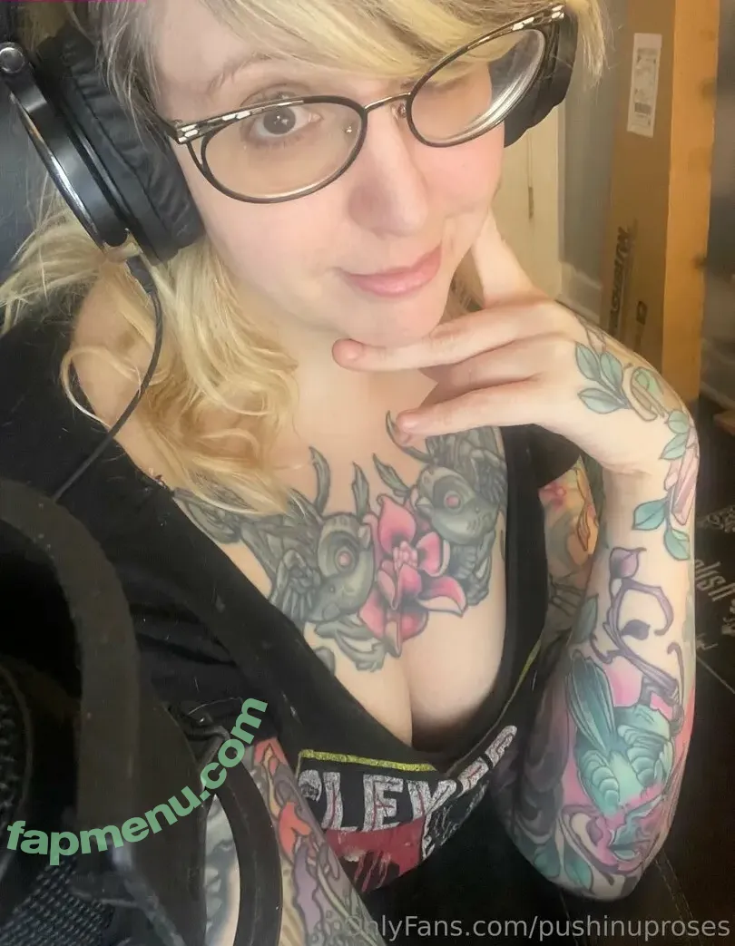 PushingUpRoses nude photo #0740 (roseanders)