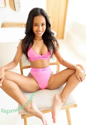 Putri Cinta / Natureza / putri_cinta / putriwithlove nude photo #0642