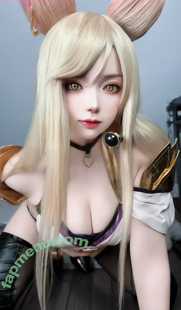 Puutin_cos nude photo #0411 (puputar)