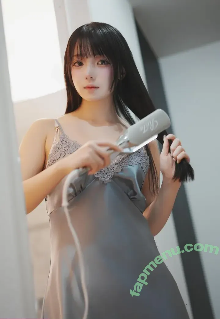 Puutin_cos nude photo #0625 (puputar)
