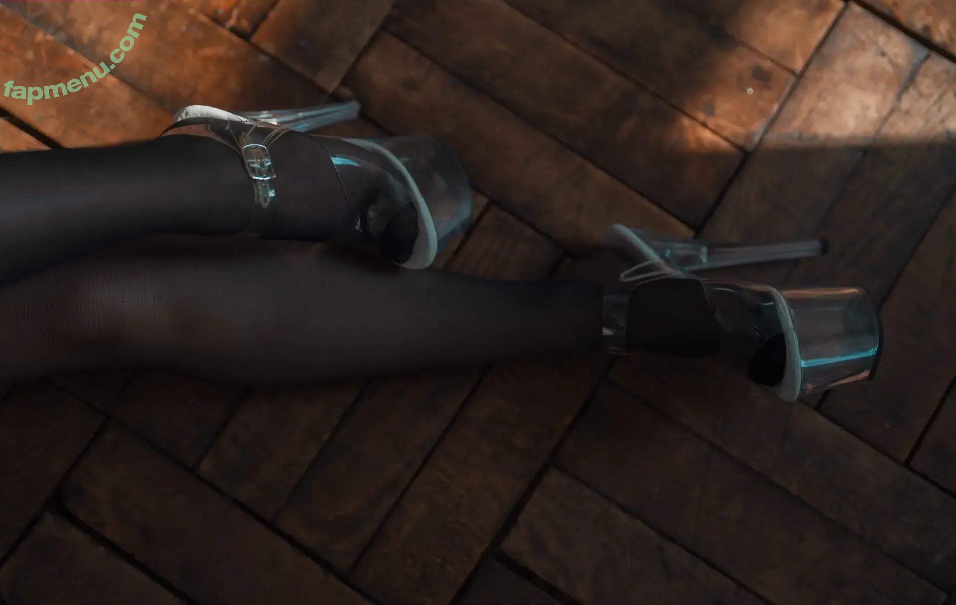 Puutin_cos nude photo #0666 (puputar)