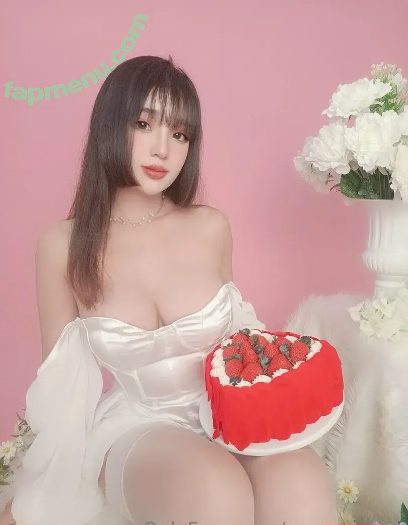 Puypuychan nude photo #0679 (Puypuychan)