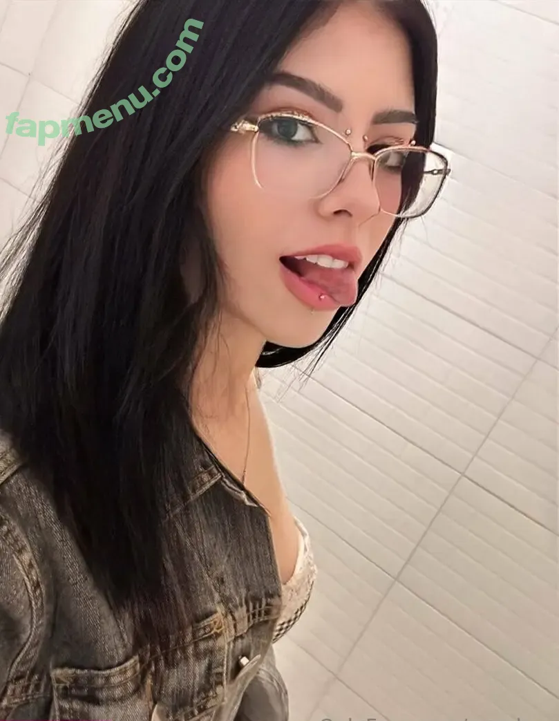 pvaches nude photo #0068 (pvaaches)