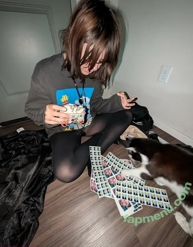 pvnks nude photo #0076 (anaamari_ / asonxx / midlested / psyoptrick)