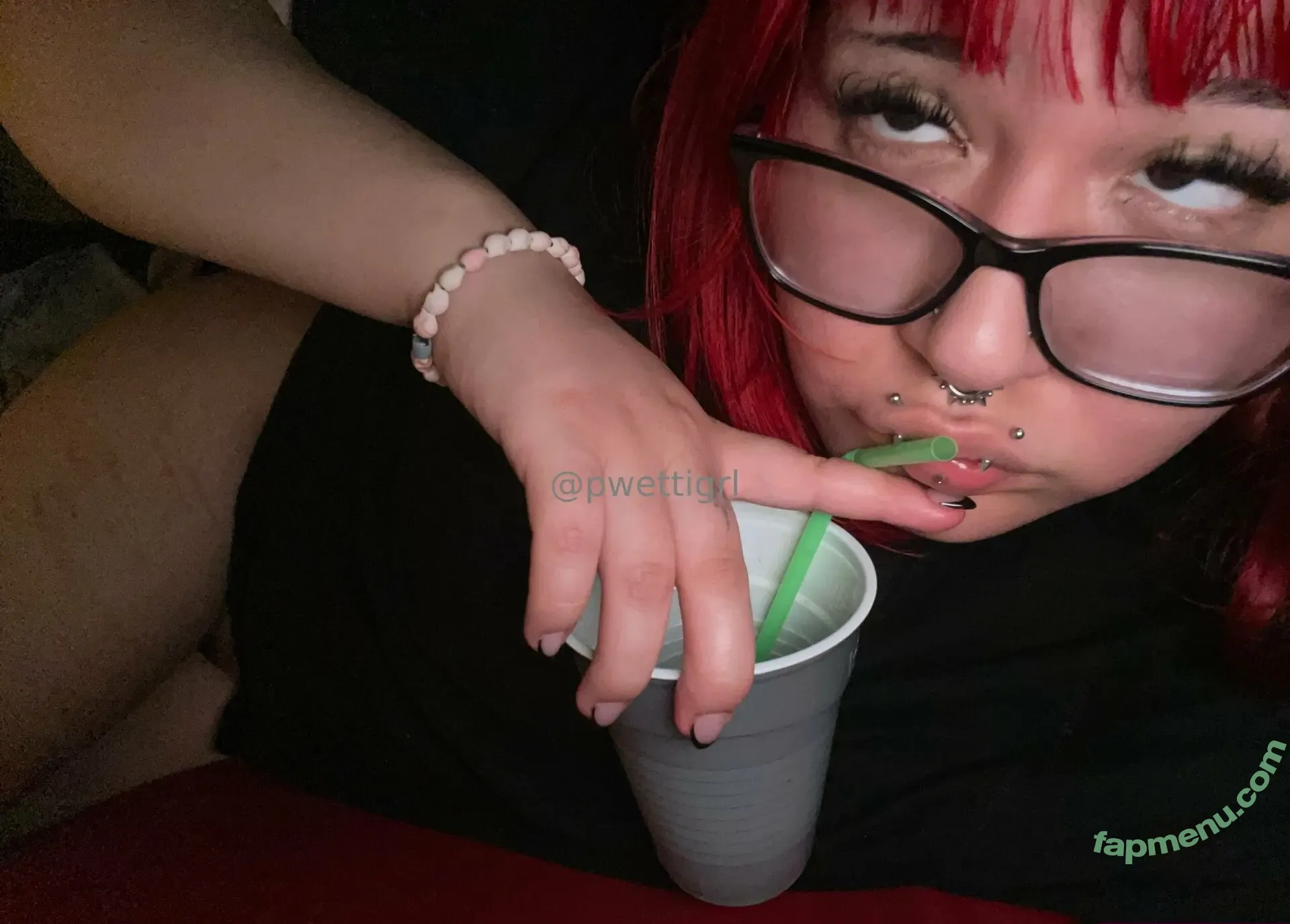 pwettigrl nude photo #0003 (pwettigrl)