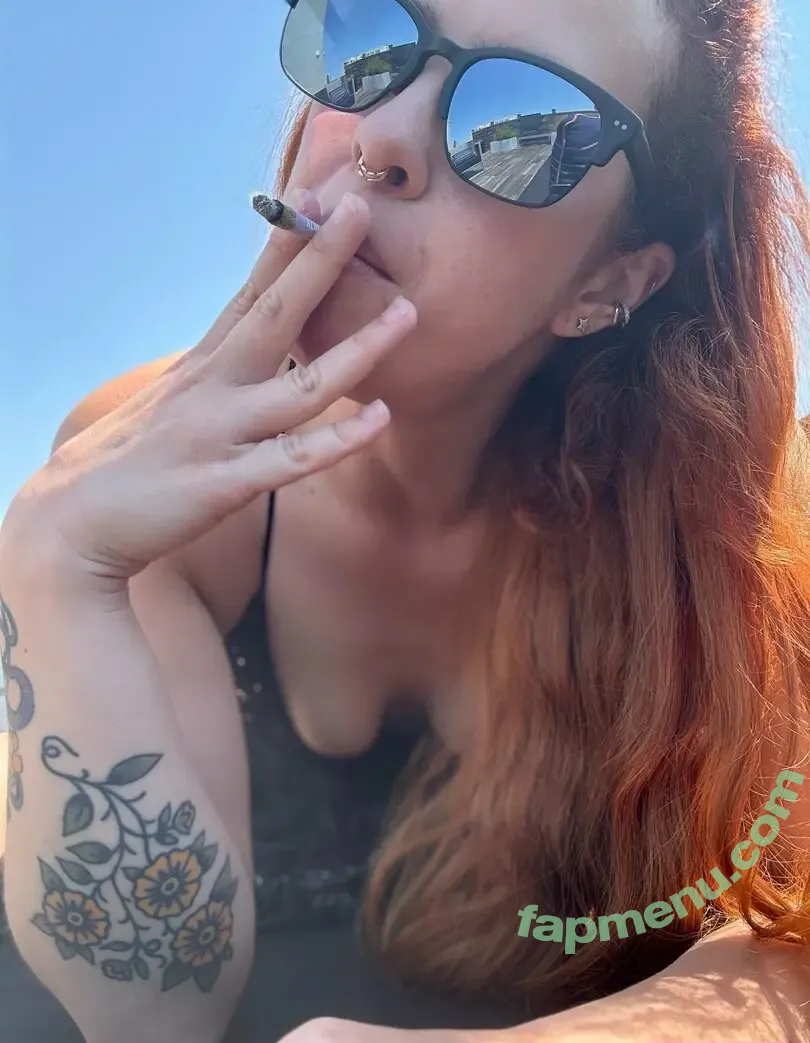 pxlprncss nude photo #0064 (pxl.prncss)