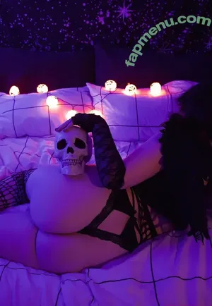 pxppycorpse / Corpsey nude photo #0290