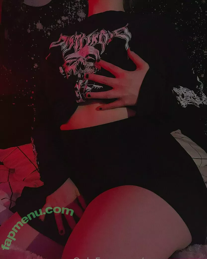 pxppycorpse nude photo #0029 (Corpsey)