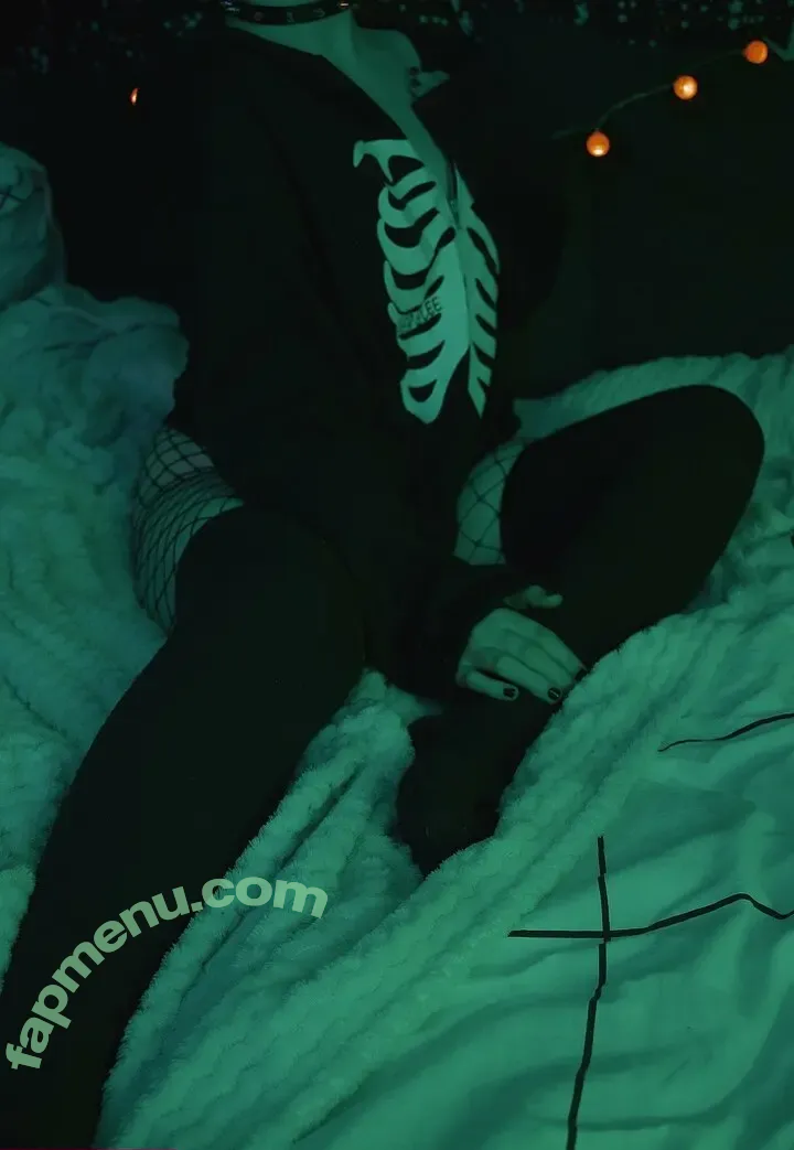 pxppycorpse nude photo #0177 (Corpsey)