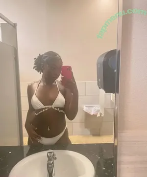 pyt_cece19 / Cece / _ceceepyt / cece00._ / cecepyt nude photo #0001