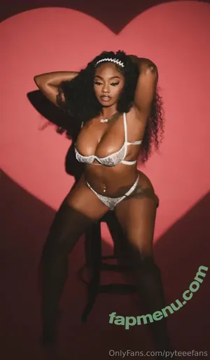 pyteeefans / pyteee1 nude photo #0001