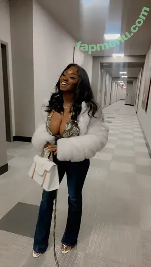 pyteeefans / pyteee1 nude photo #0021