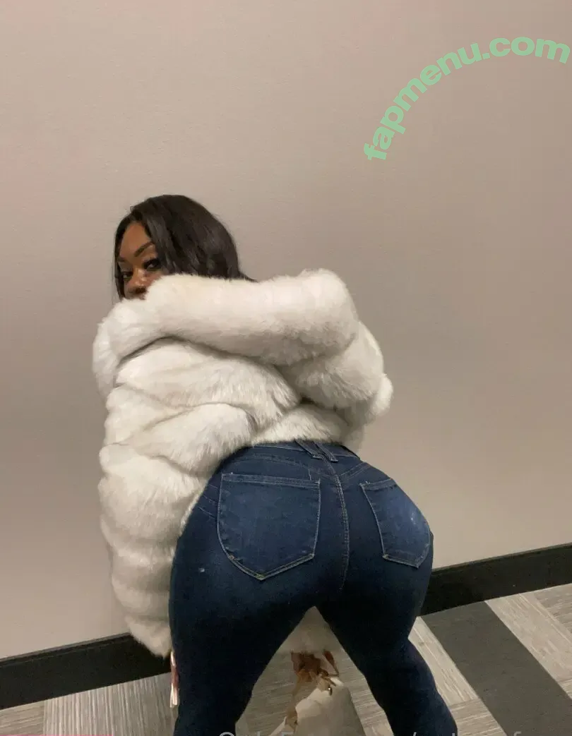 pyteeefans nude photo #0019 (pyteee1)
