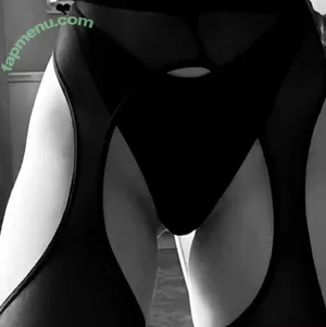  nude photo #0020