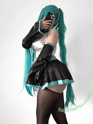 Qiandaiyiyu nude photo #0123