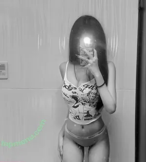  nude photo #0006