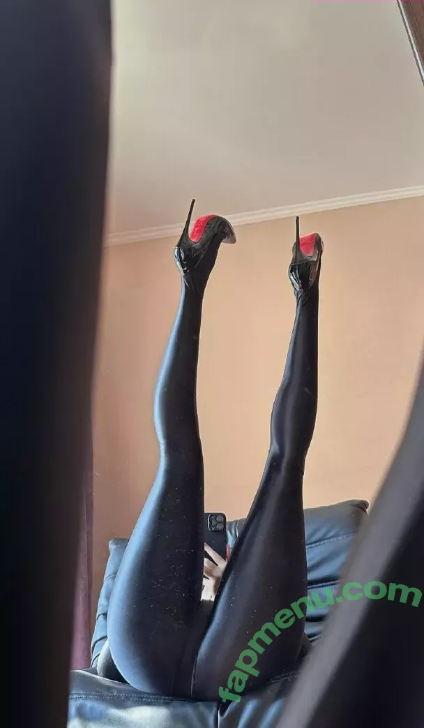 QiaoniuTT nude photo #3878 (Qiaoniu / 俏妞qiaoniu)