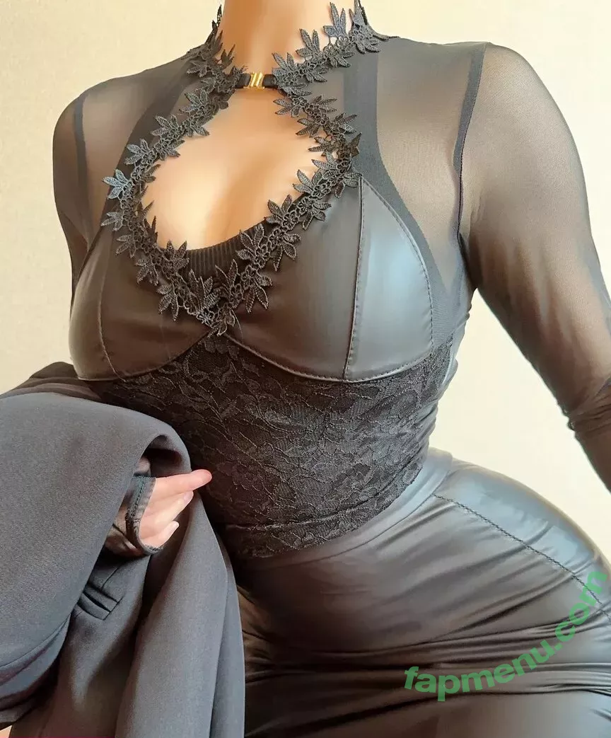 QiaoniuTT nude photo #3916 (Qiaoniu / 俏妞qiaoniu)