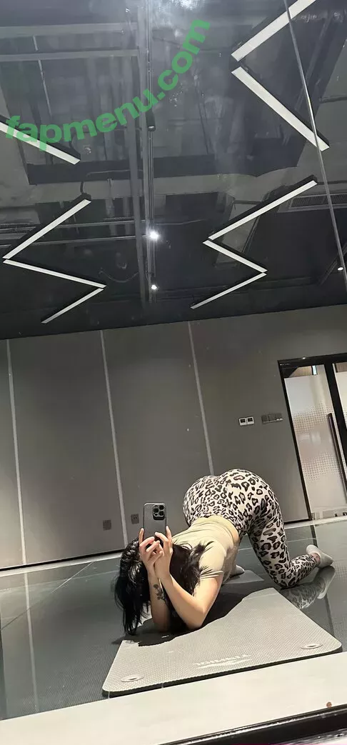 QiaoniuTT nude photo #4190 (Qiaoniu / 俏妞qiaoniu)