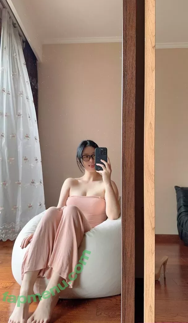 QiaoniuTT nude photo #4223 (Qiaoniu / 俏妞qiaoniu)