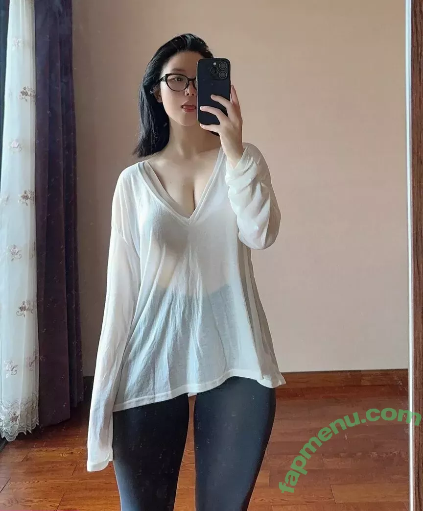 QiaoniuTT nude photo #4403 (qiaoniu_tt / 俏妞)