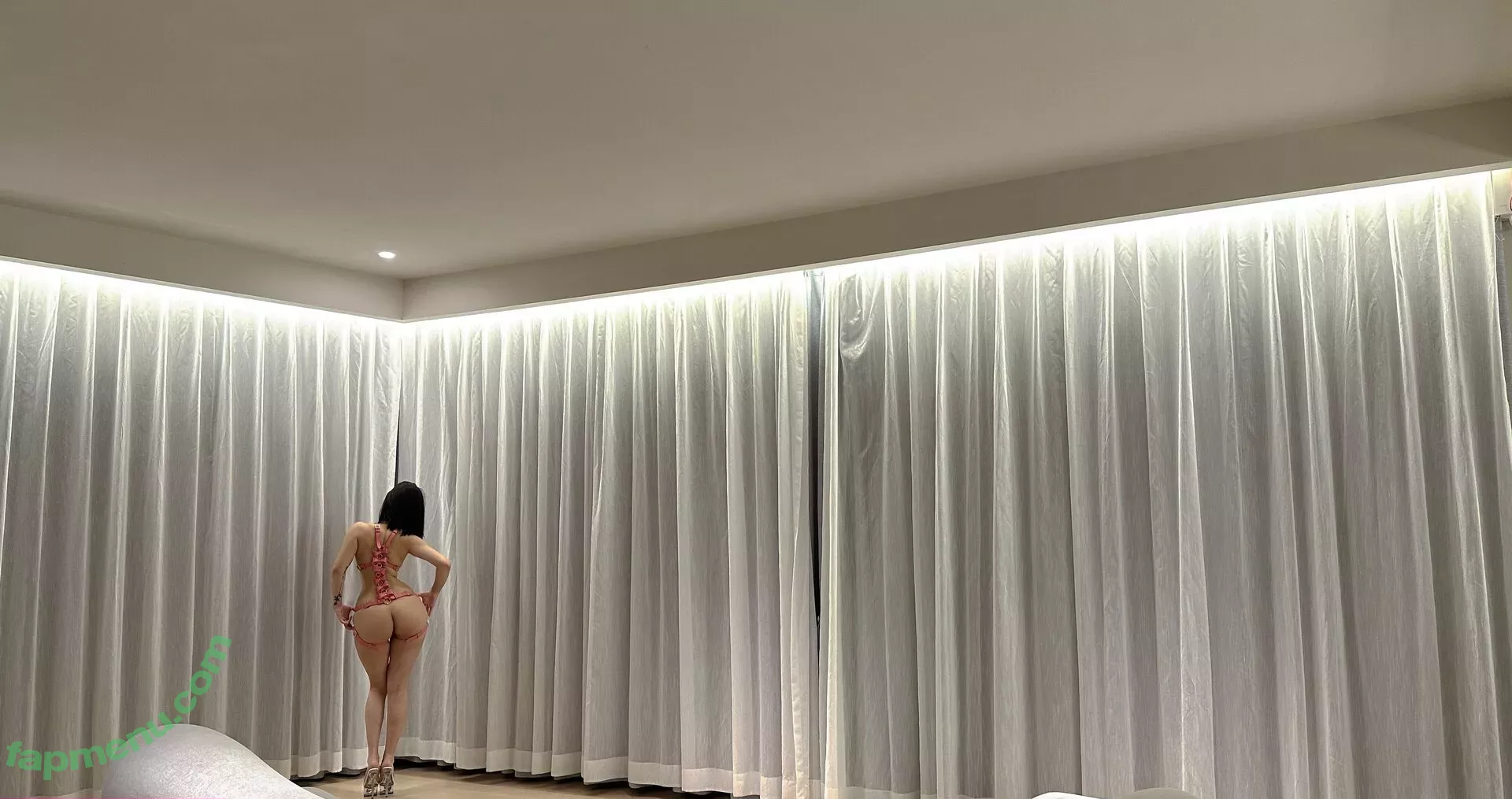 QiaoniuTT nude photo #4572 (qiaoniu_tt / 俏妞)