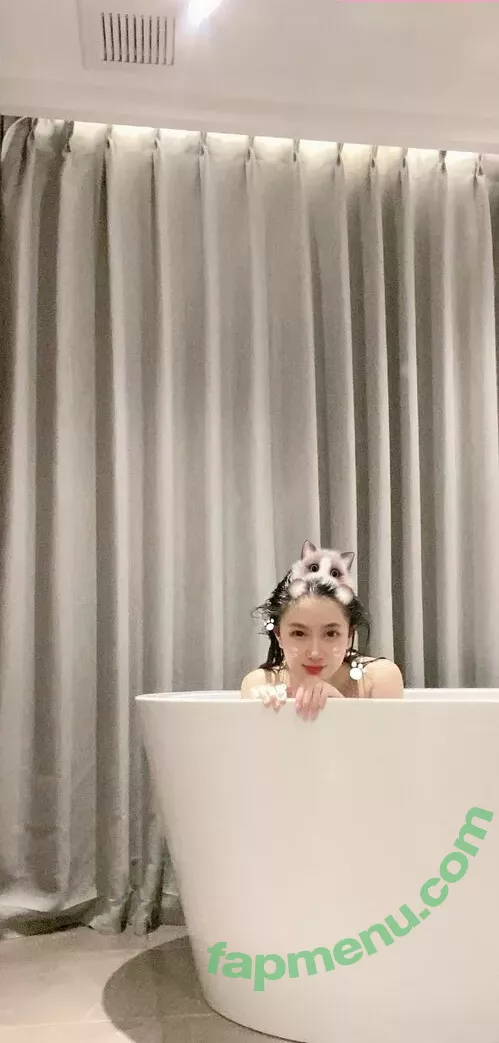 QiaoniuTT nude photo #4815 (qiaoniu_tt / 俏妞)