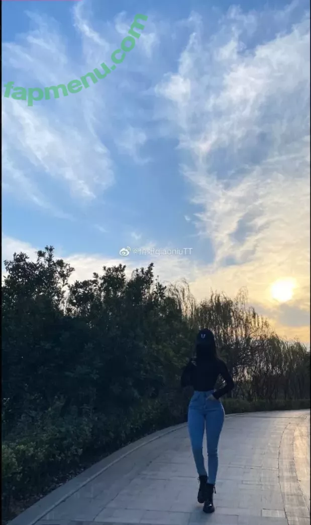 QiaoniuTT nude photo #4891 (Qiaoniu / 俏妞qiaoniu)