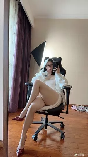 QiaoniuTT / qiaoniu_tt / 俏妞 nude photo #5312