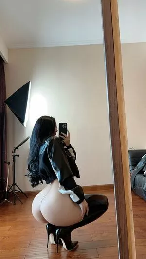 QiaoniuTT / qiaoniu_tt / 俏妞 nude photo #5389